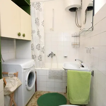 Vakantiehuis Seaside House Okrug Gornji, Ciovo - 7513 *