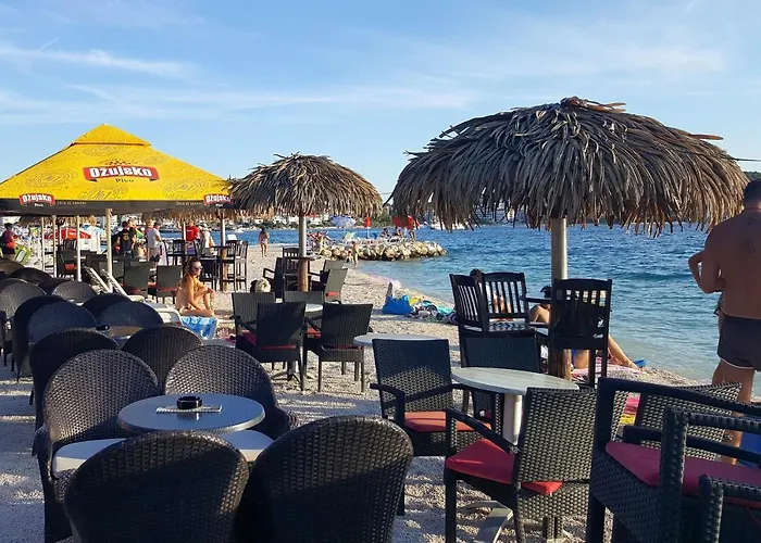 Будинок відпочинку Seaside House Okrug Gornji, Ciovo - 7513 *