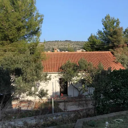 Seaside House Okrug Gornji, Ciovo - 7513 * Трогир